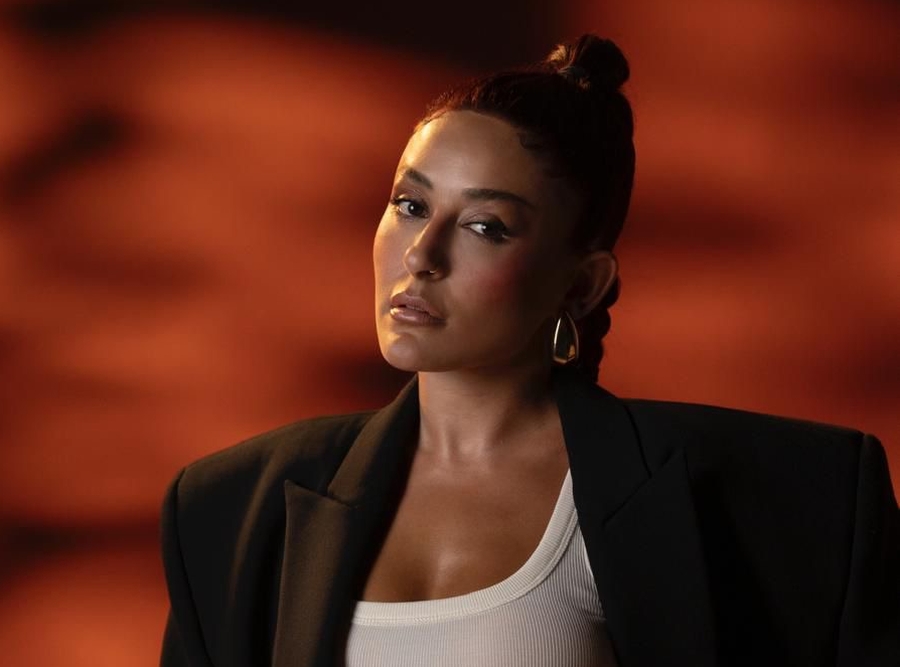 Melek Mosso Radyo BİR’de Konuğumuz Oldu